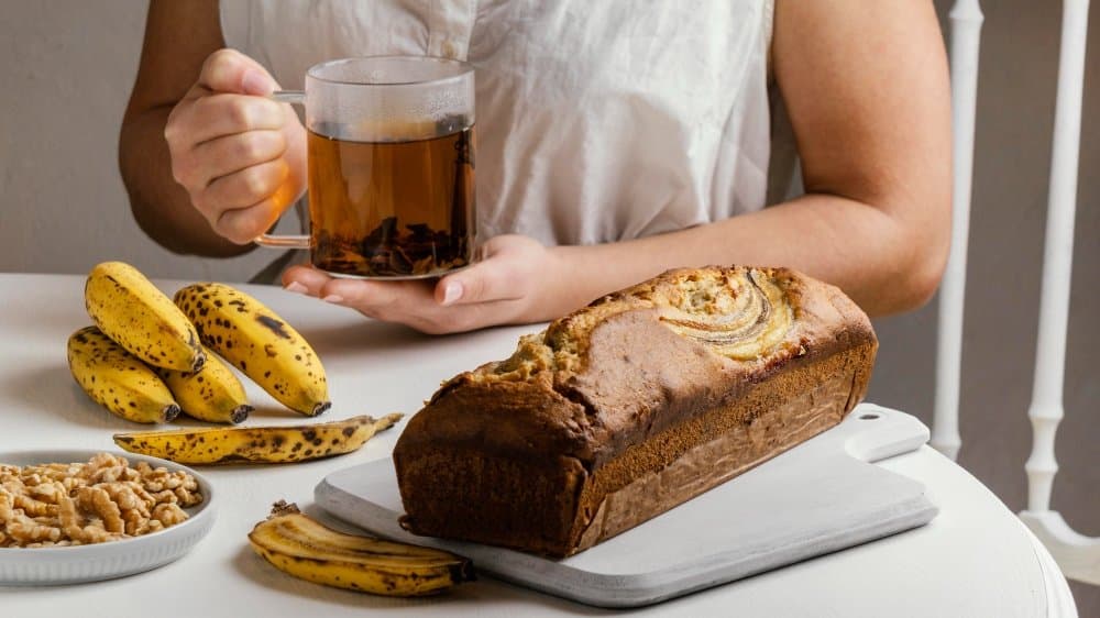 The Best Banana Bread Recipe: Simple and Quick 3 The Best Banana Bread Recipe