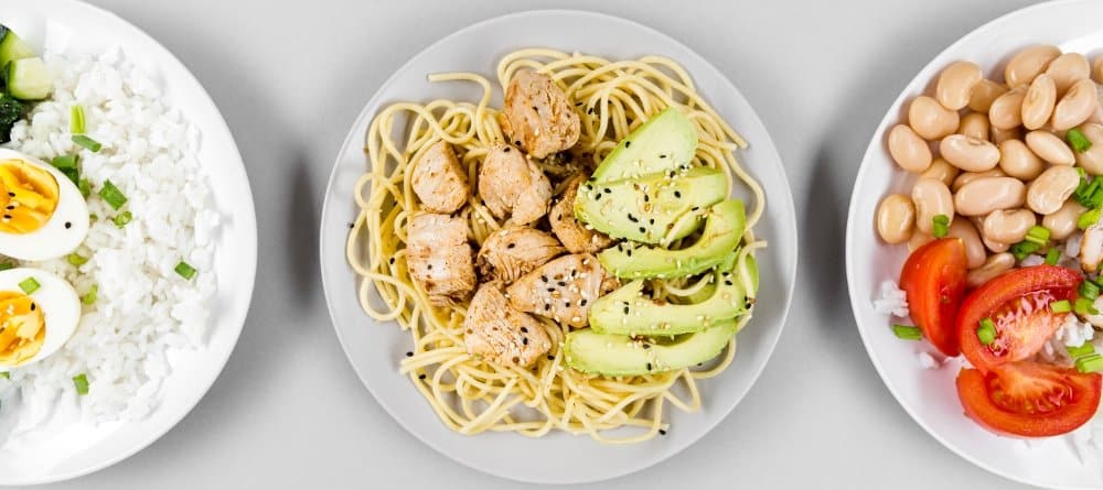 Healthy Lunch Ideas Without Bread: 15 Delicious Bread-Free 2 Healthy Lunch Ideas Without Bread: Healthy bread-free lunch plate with lettuce wraps, quinoa bowl, and roasted vegetables on a wooden table.